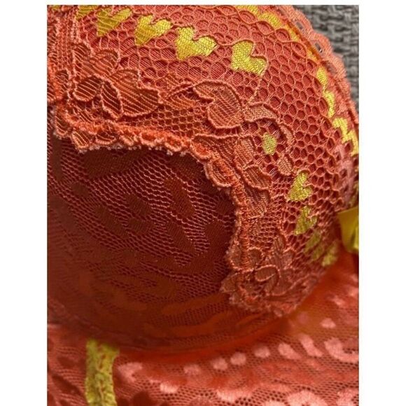 Passion forever peach and yellow lace padded bralingerie, size medium - Picture 5 of 6